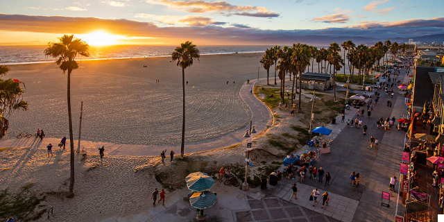 Venice Beach: Vibes and Street Performers