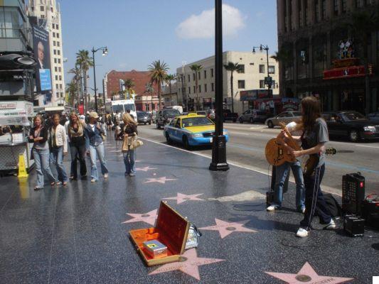 El Paseo de la Fama de Hollywood: Estrellas en la Tierra